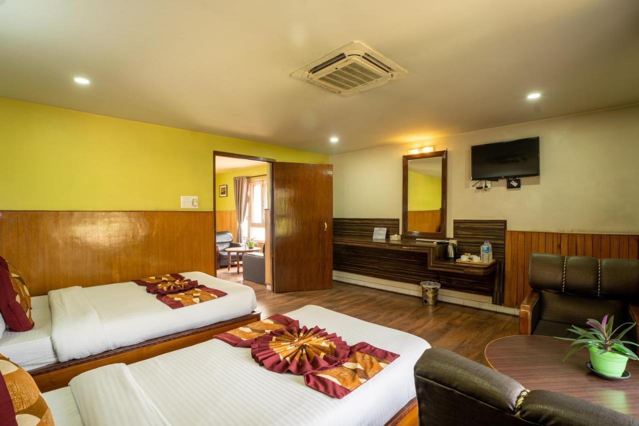 Avocado Orchid Resort Hetauda Buitenkant foto