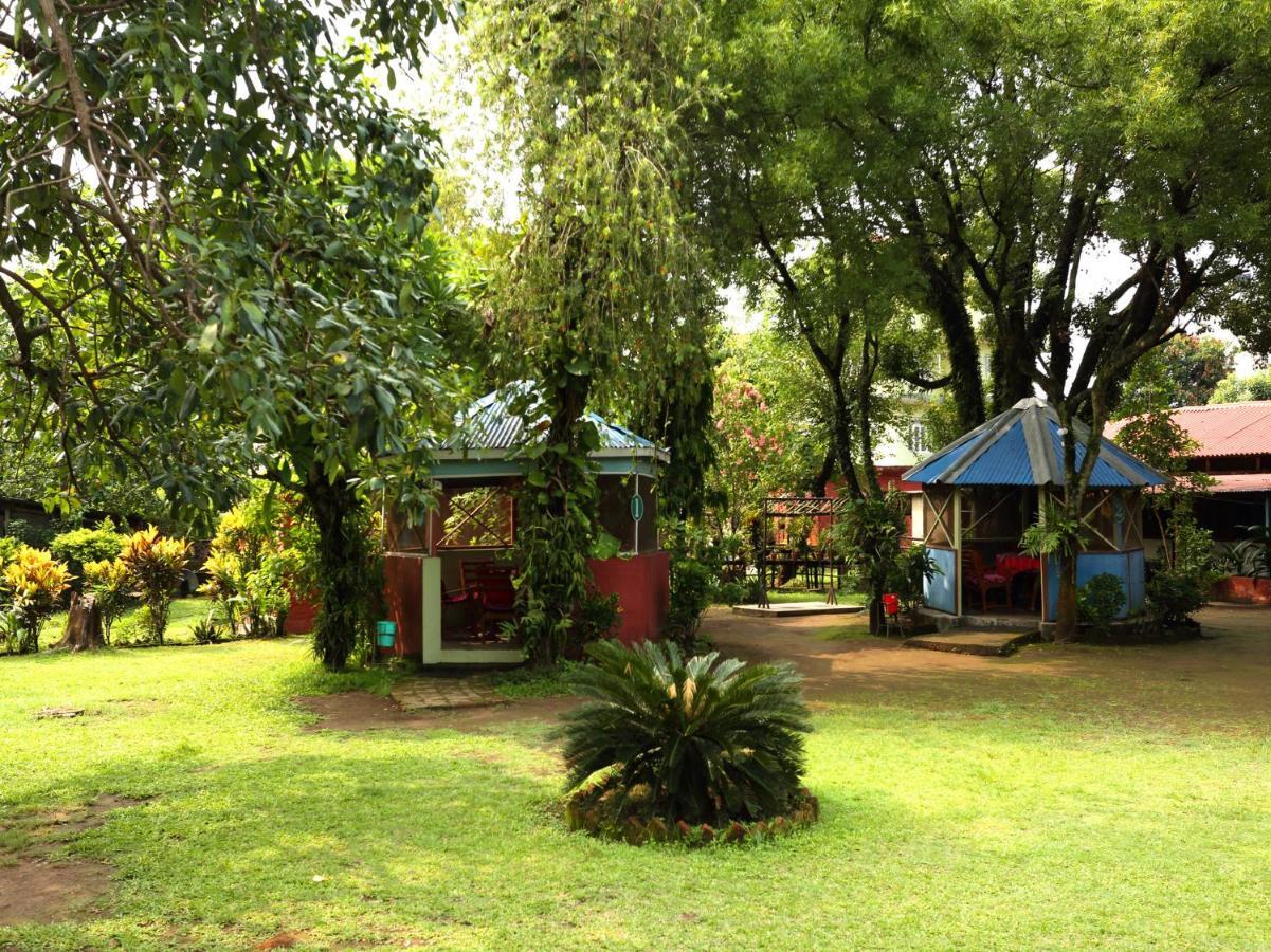 Avocado Orchid Resort Hetauda Buitenkant foto